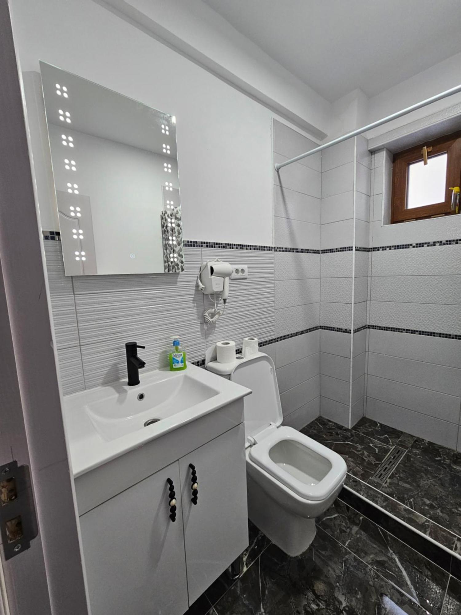 Didi Apartament Craiova Quarto foto