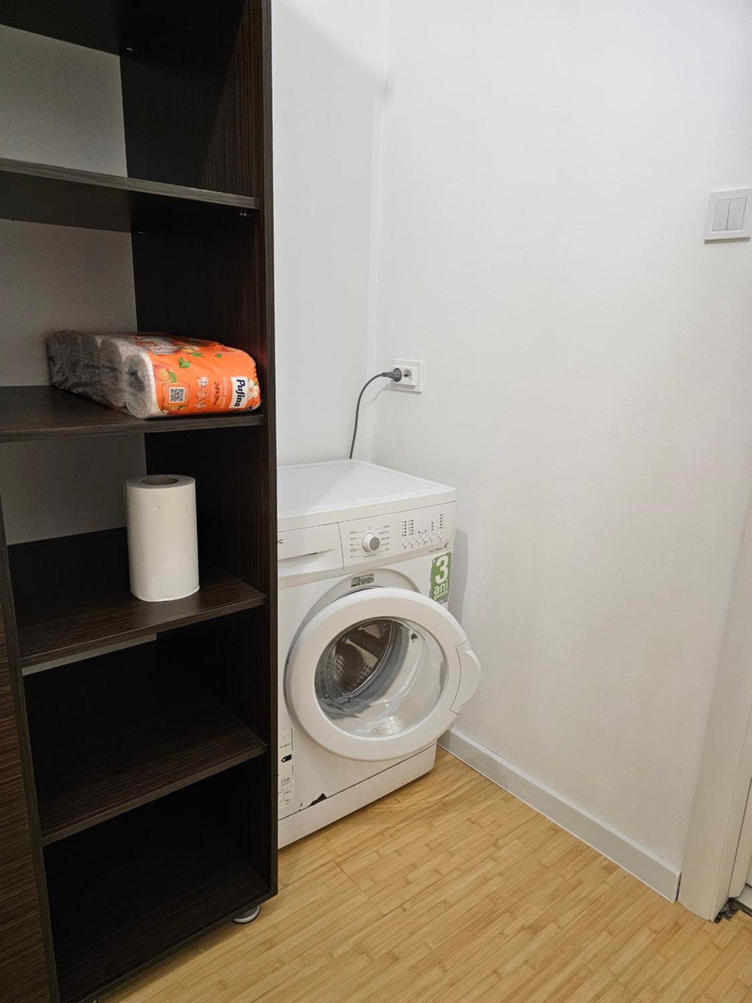 Didi Apartament Craiova Exterior foto
